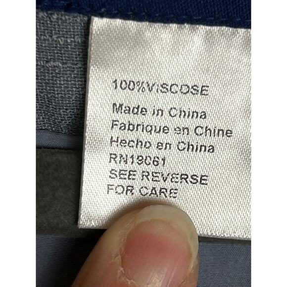 Doncaster Women’s 4P Petite Light Blue Viscose Suit Jacket Long Sleeve Cascade - Picture 4 of 7